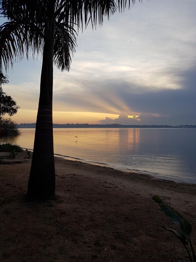 The Palms Beach Hotel And Restaurant Limited Entebbe Exteriör bild