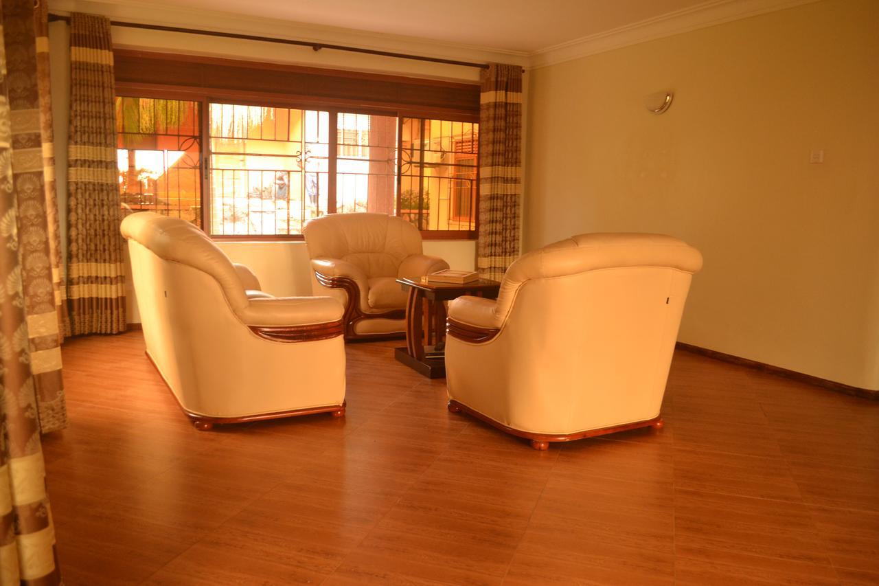 The Palms Beach Hotel And Restaurant Limited Entebbe Exteriör bild